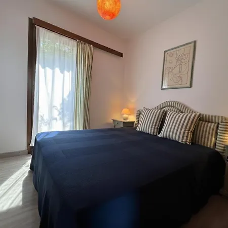 8 Arbousiers 13 别墅 *