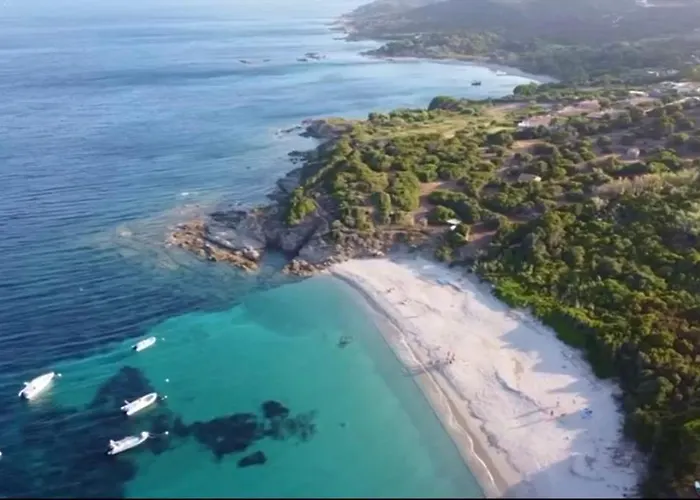 Villa 8 Arbousiers 13 *