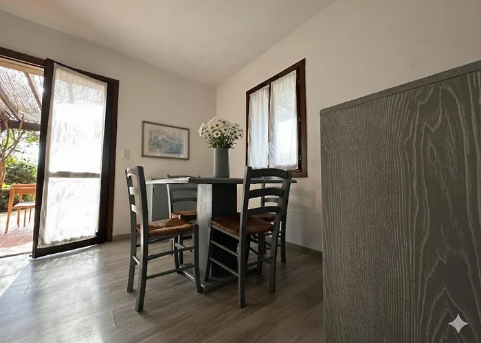 8 Arbousiers 13 Villa *